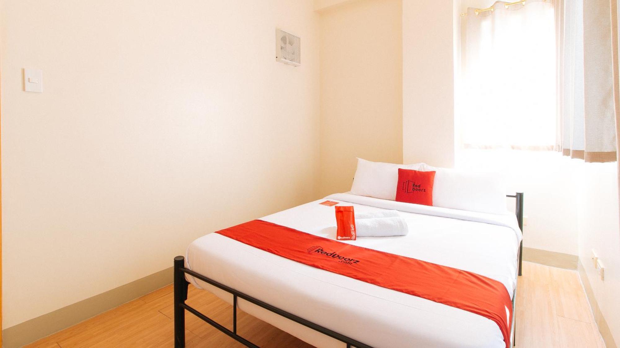 Reddoorz Plus At Alpina Heights Paranaque Paranaque City ภายนอก รูปภาพ