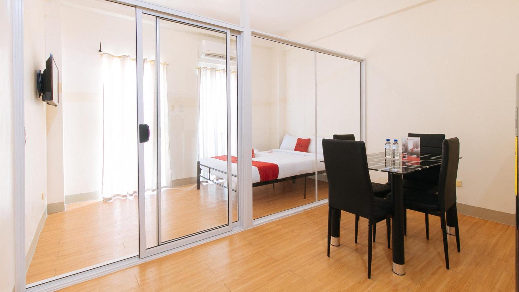 Reddoorz Plus At Alpina Heights Paranaque Paranaque City ภายนอก รูปภาพ