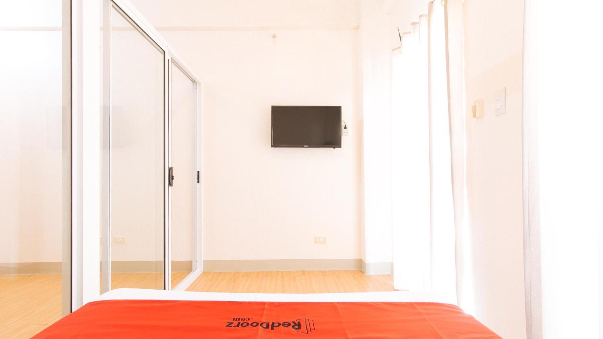 Reddoorz Plus At Alpina Heights Paranaque Paranaque City ภายนอก รูปภาพ